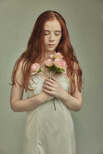 10-09-2021SarahStudio0220.jpg