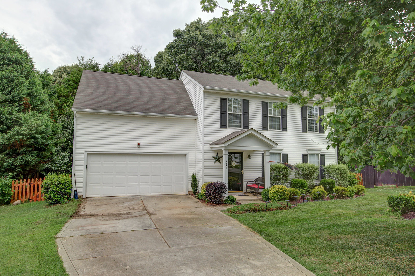 129 Creston Court by Strauss Studios