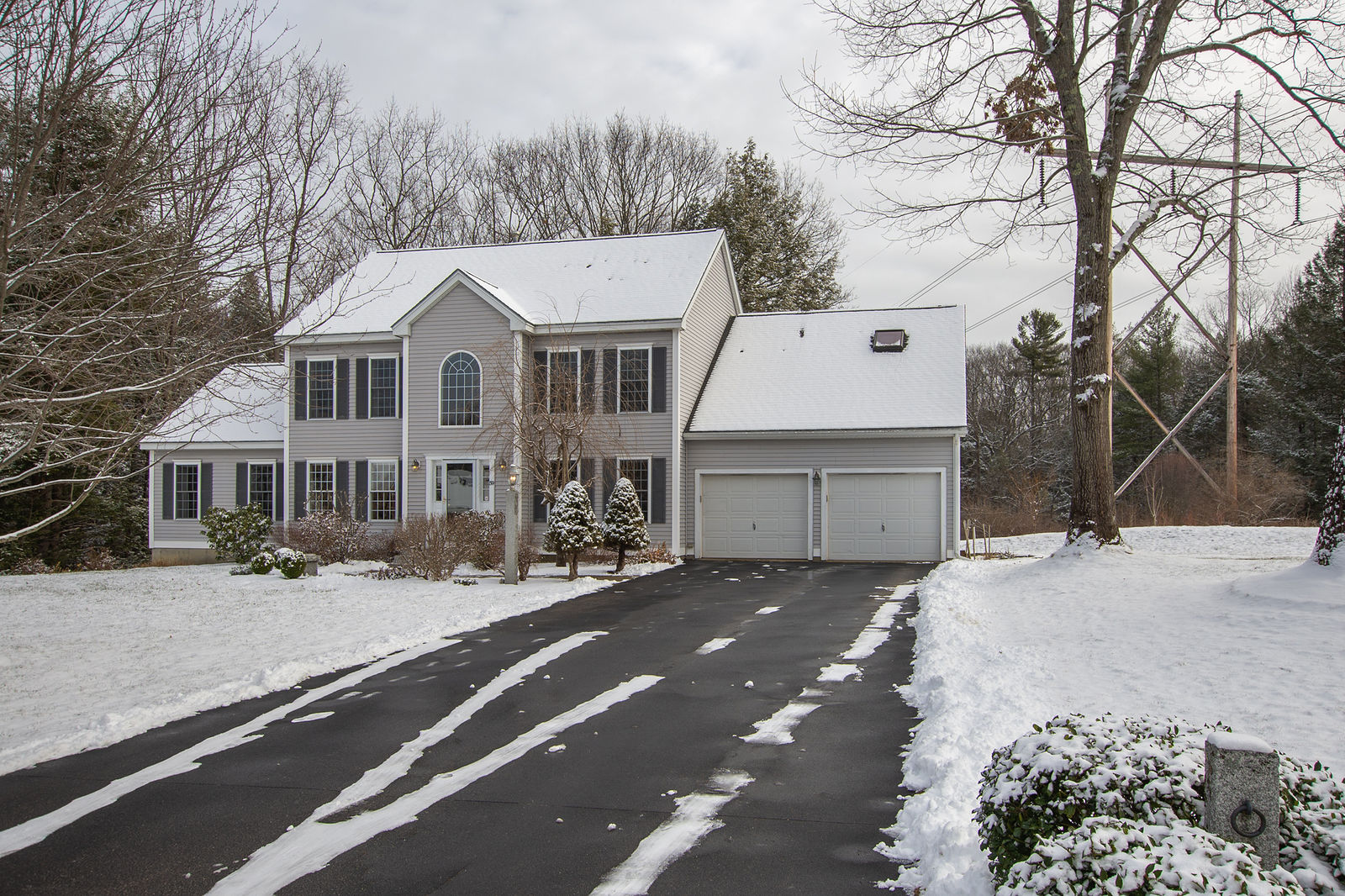 Quaker Lane by Realty Shots of NH