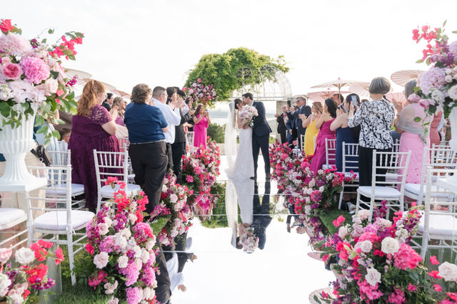 Michelle + Adrian — UnityREEL photography at Vintage Villas