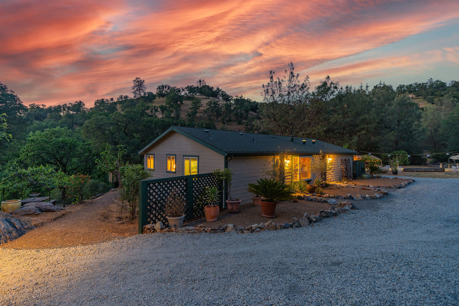 10700 Beaver Loop , Ione , CA by Amador Photo