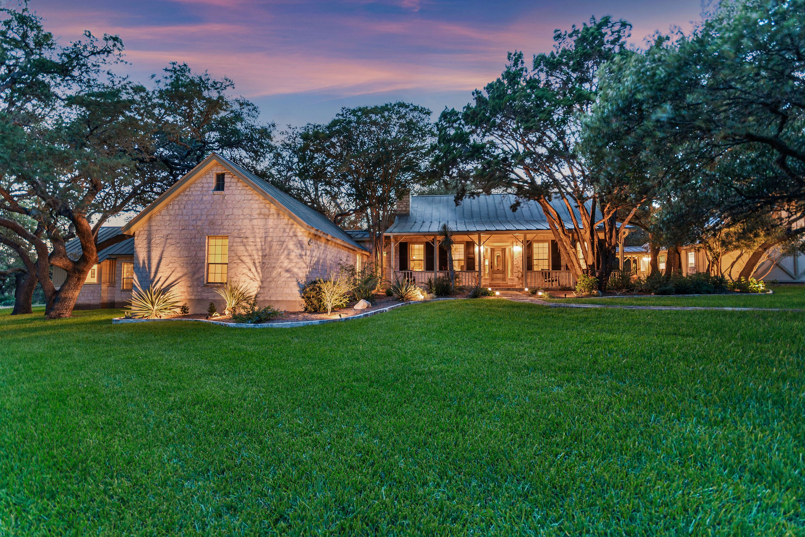 Property at 122 WOODLAND RANCH RD, Boerne, TX 78015
