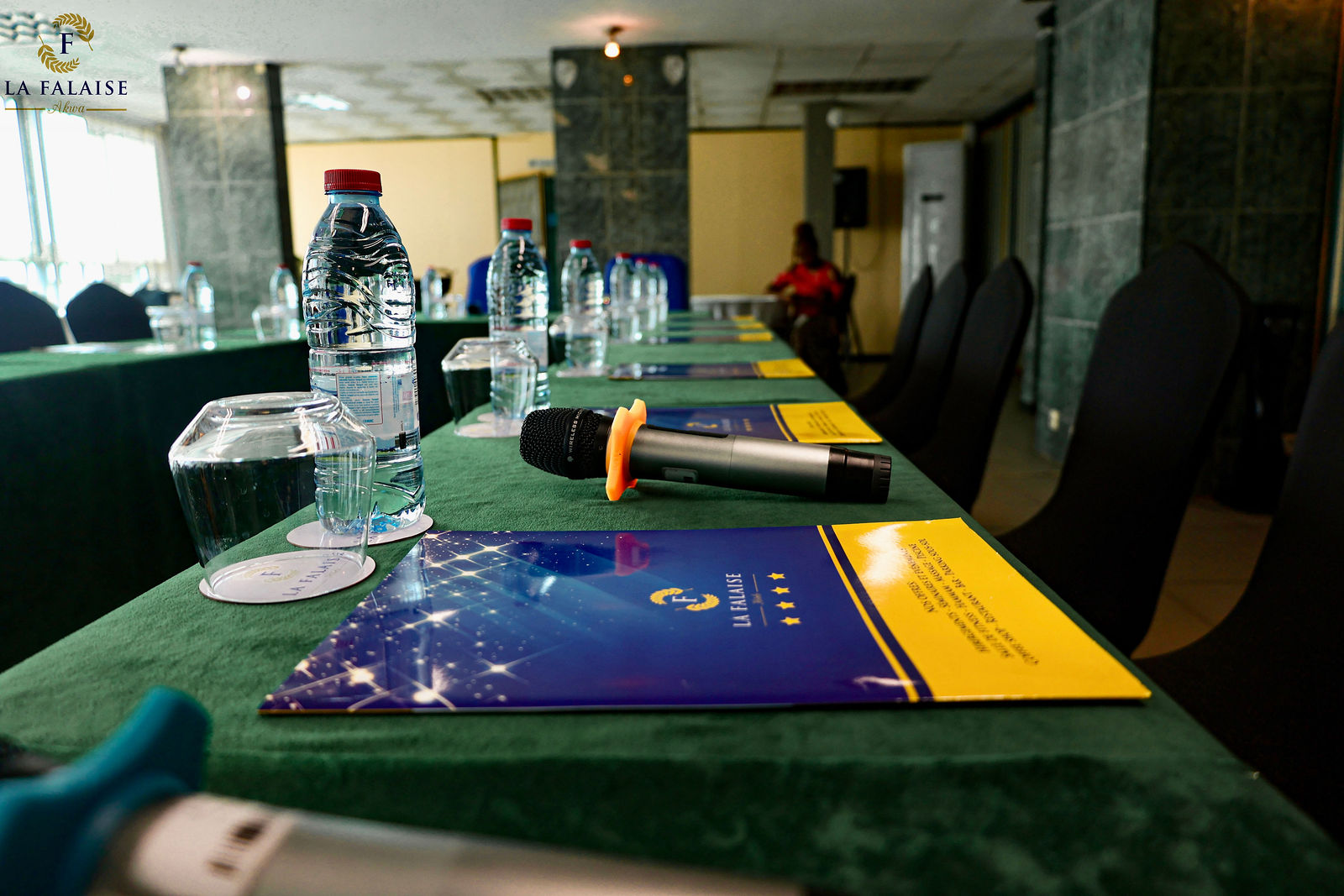 Gala La Falaise Akwa — Soirée prestige Douala Cameroun