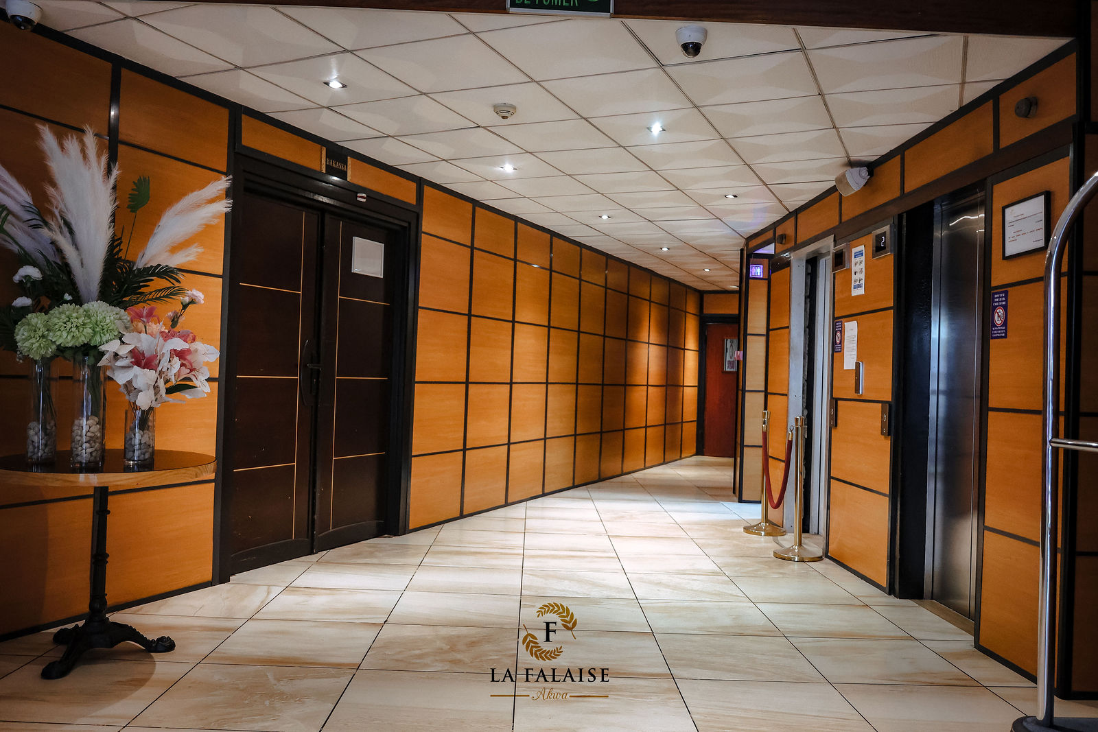 Chambres & Suites La Falaise Akwa