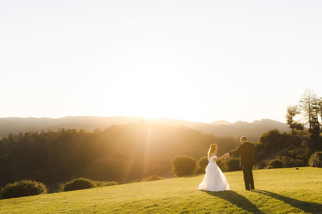 Wine Country wedding timeline built around golden hour light