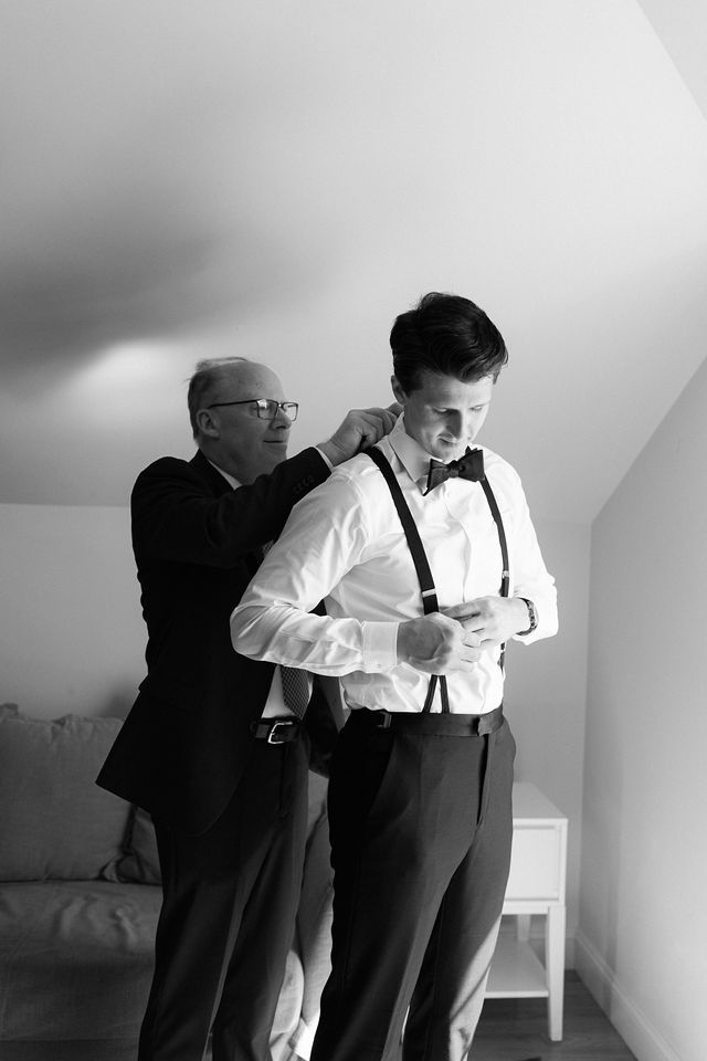 Drew and Julie wedding photography — Regatta Place, Newport, Rhode Island