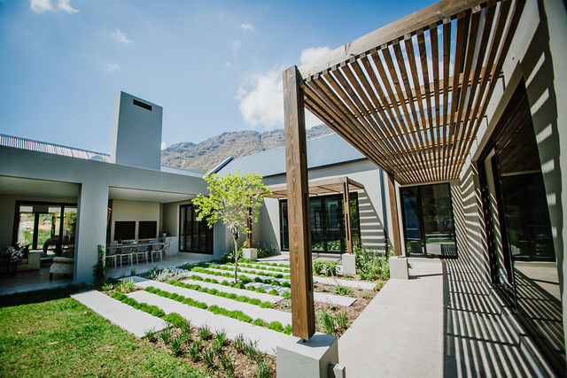 Pergolas — Timber pergolas (3)