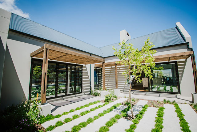 Pergolas — Timber pergolas (4)