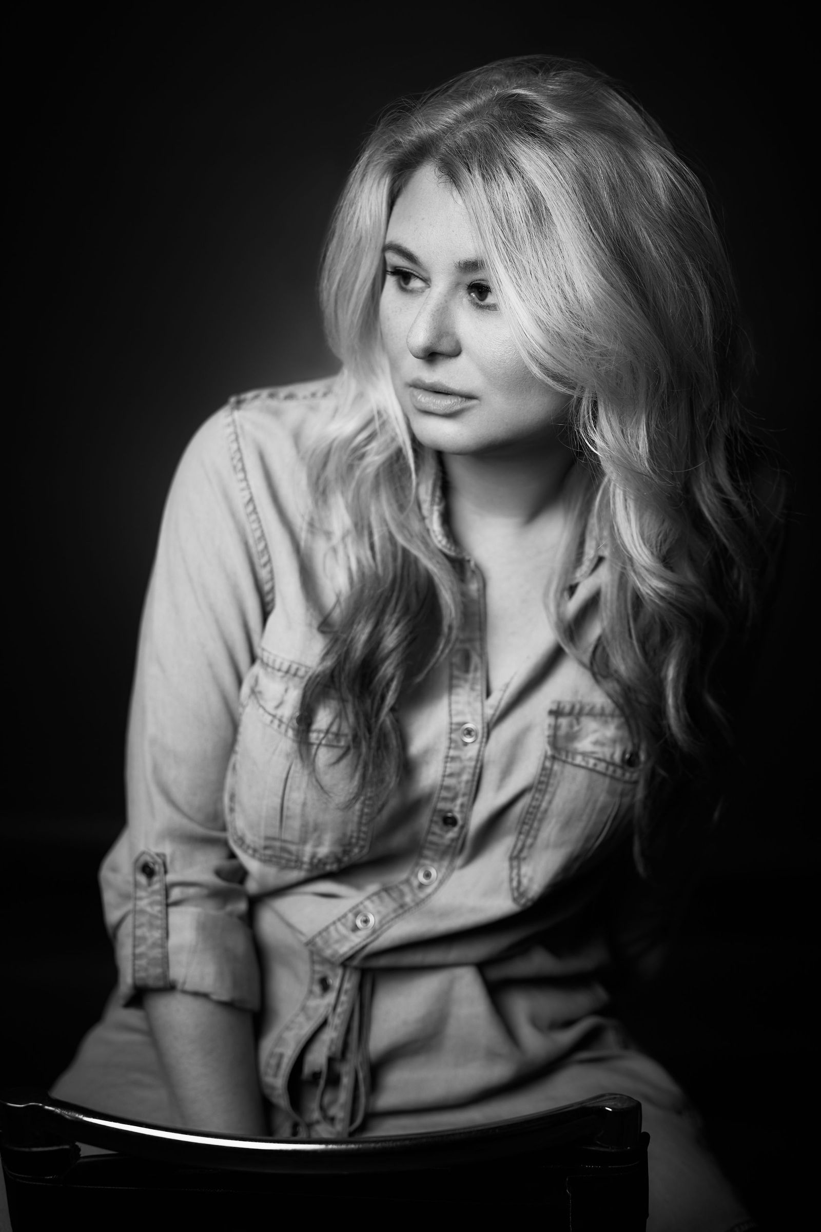 Svetlana by Darius Bashar Photography