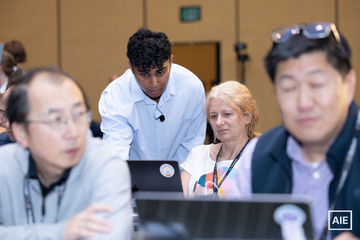 Fuad Ali — World’s Fair 2026 session photo