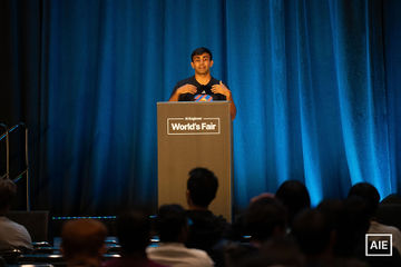 Vivek Trivedy — World’s Fair 2026 session photo
