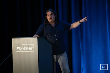 Justin Reock — World’s Fair 2026 session photo