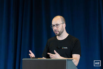 Jan Curn — World’s Fair 2026 session photo