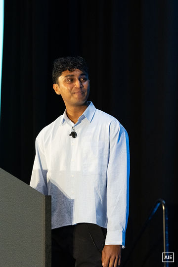 Fuad Ali — World’s Fair 2026 session photo