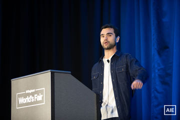 Ahmed Ahres — World’s Fair 2026 session photo