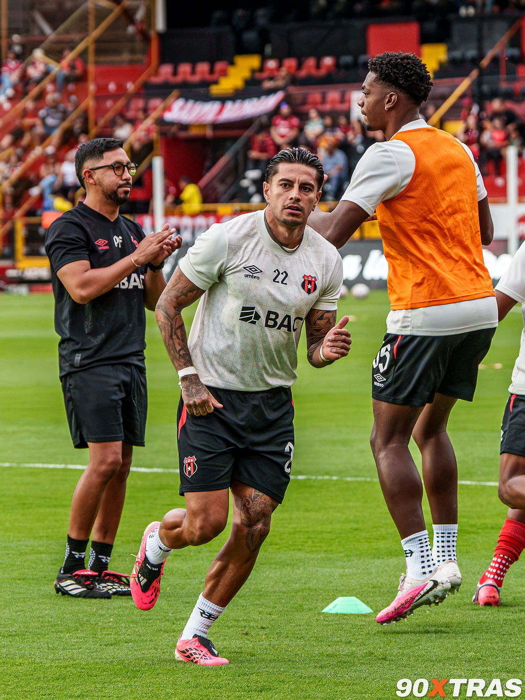 Alajuelense vs San Carlos, photo 10 of 12