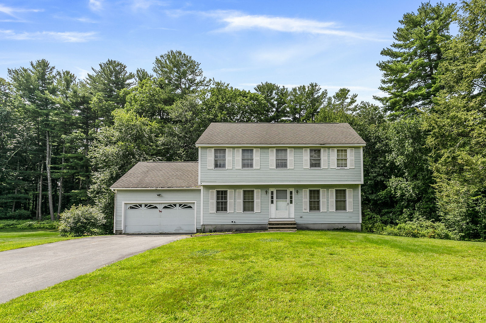 37 Coachmans Lane, Haverhill, MA by ZenPro Media