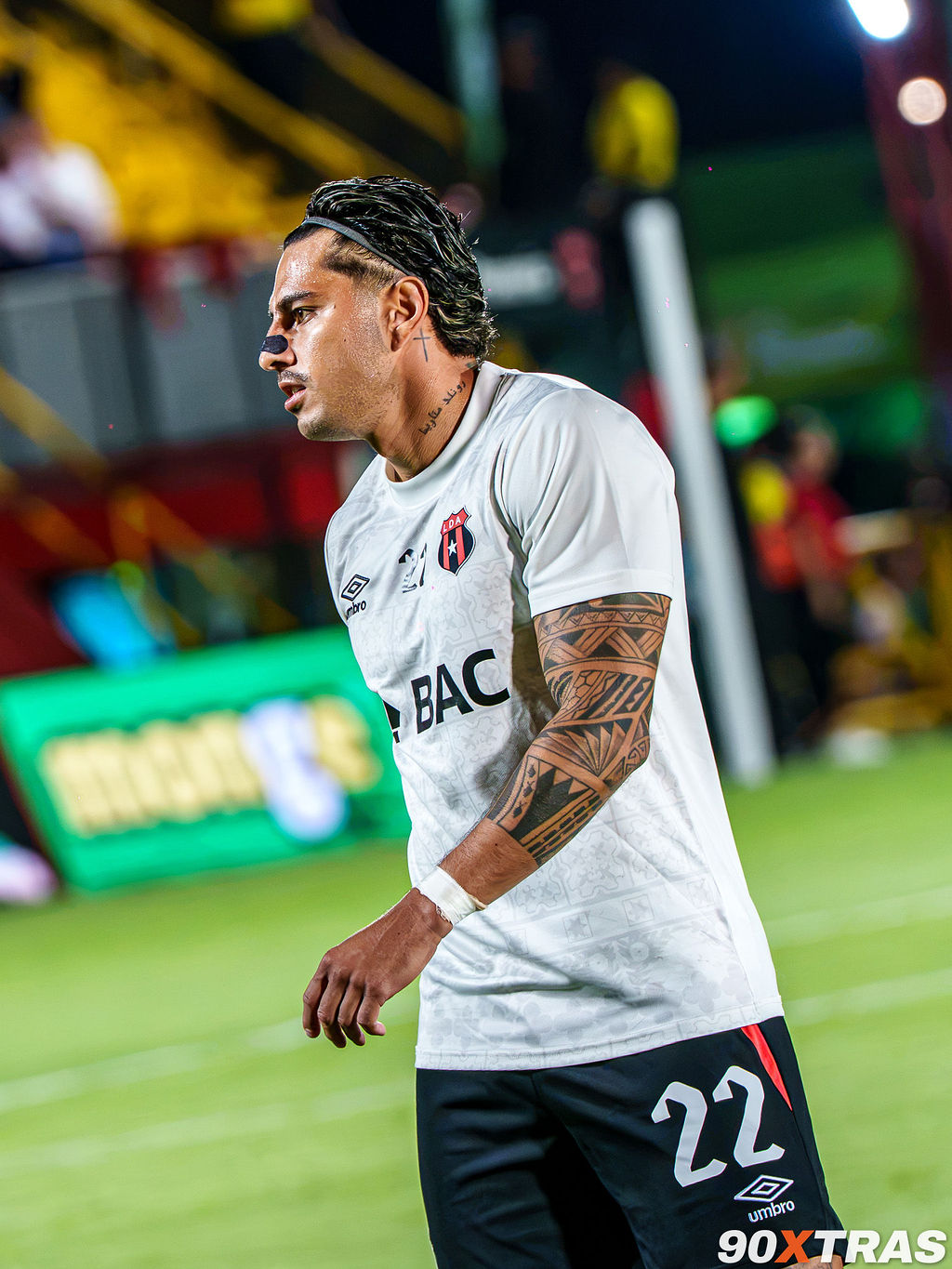 Alajuelense vs Saprissa, photo 4 of 12