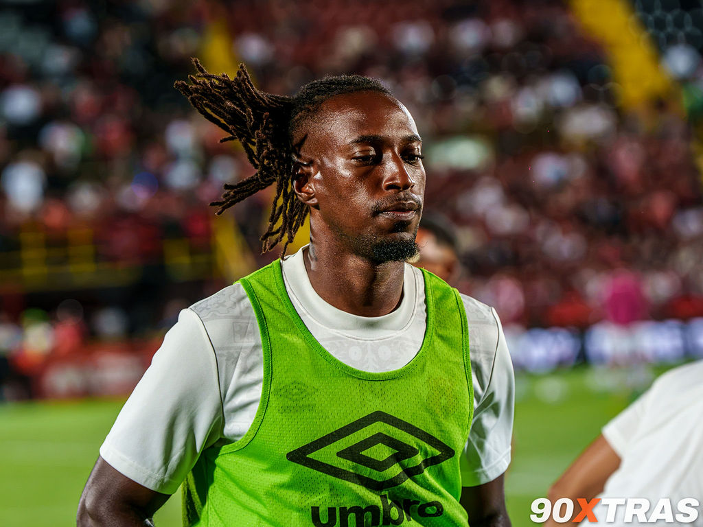 Alajuelense vs Saprissa, photo 8 of 12