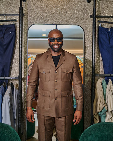 The Safari Statesman worn by DJ Sbu