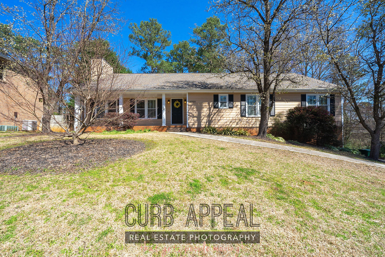 4059 Norton Place Smyrna, GA by Curb Appeal Photography