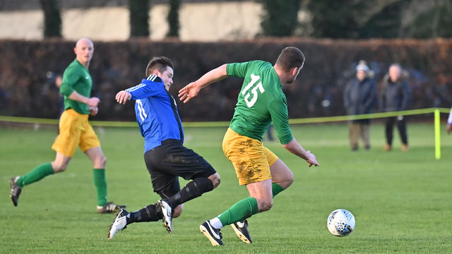 Leigh Ramblers F.C. vs Shenfield A.F.C. — gallery by Jon Wagstaff