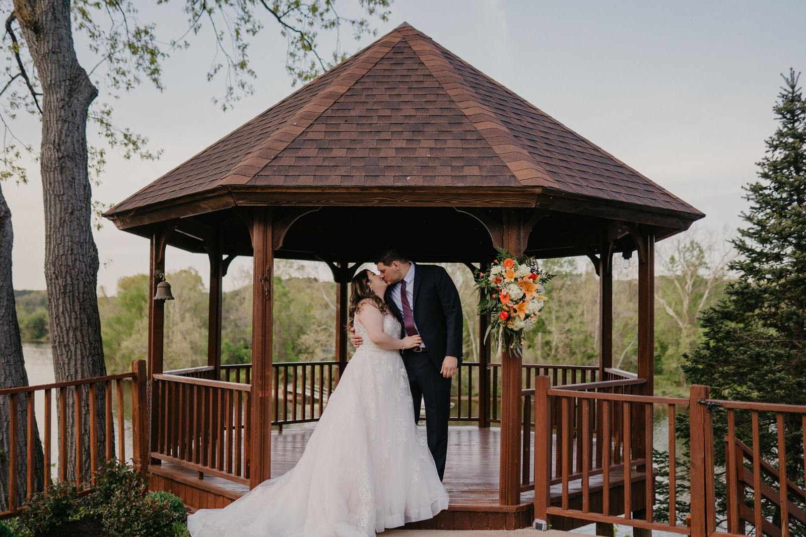 Swan Point Styled Shoot by Farfalla Photography