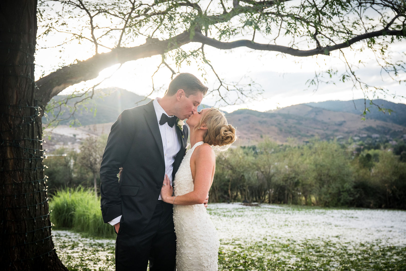 Evening wedding portraits at a Manor House wedding in Colorado