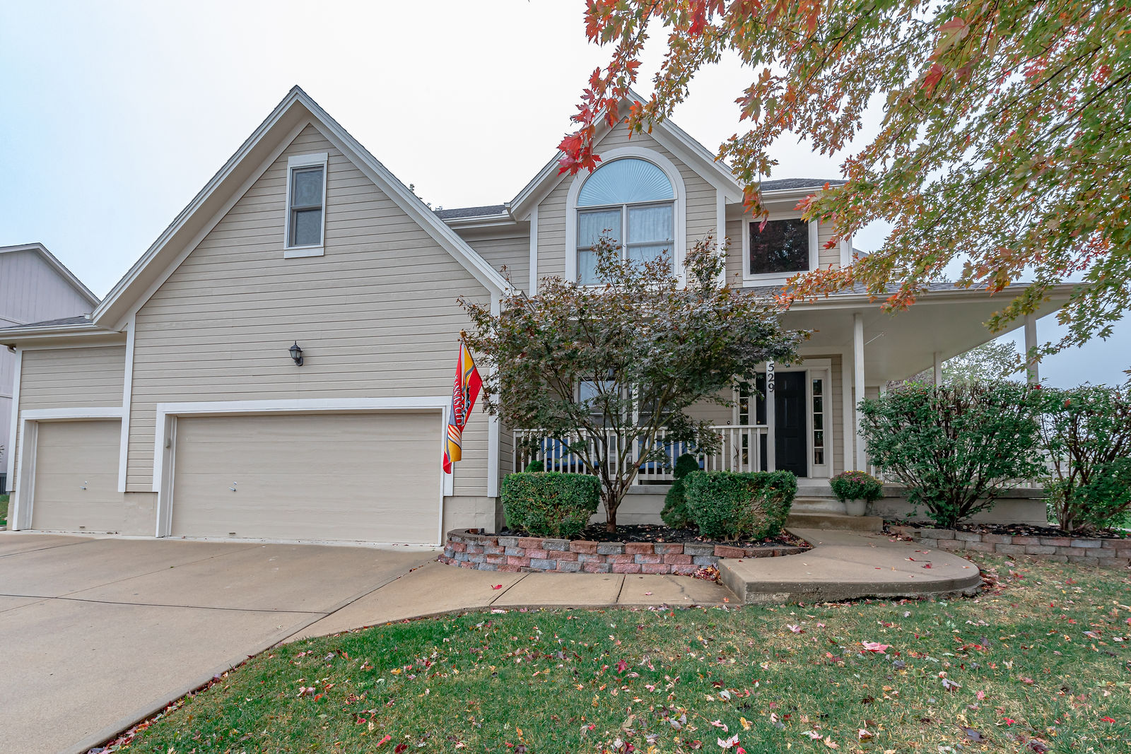 529 SE Canterbury Ln by KC Home Photography