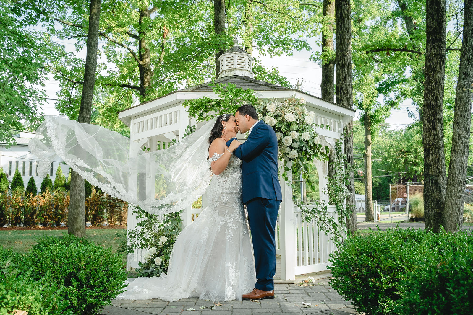 kelly-joshua-by-precious-pics-white-glove