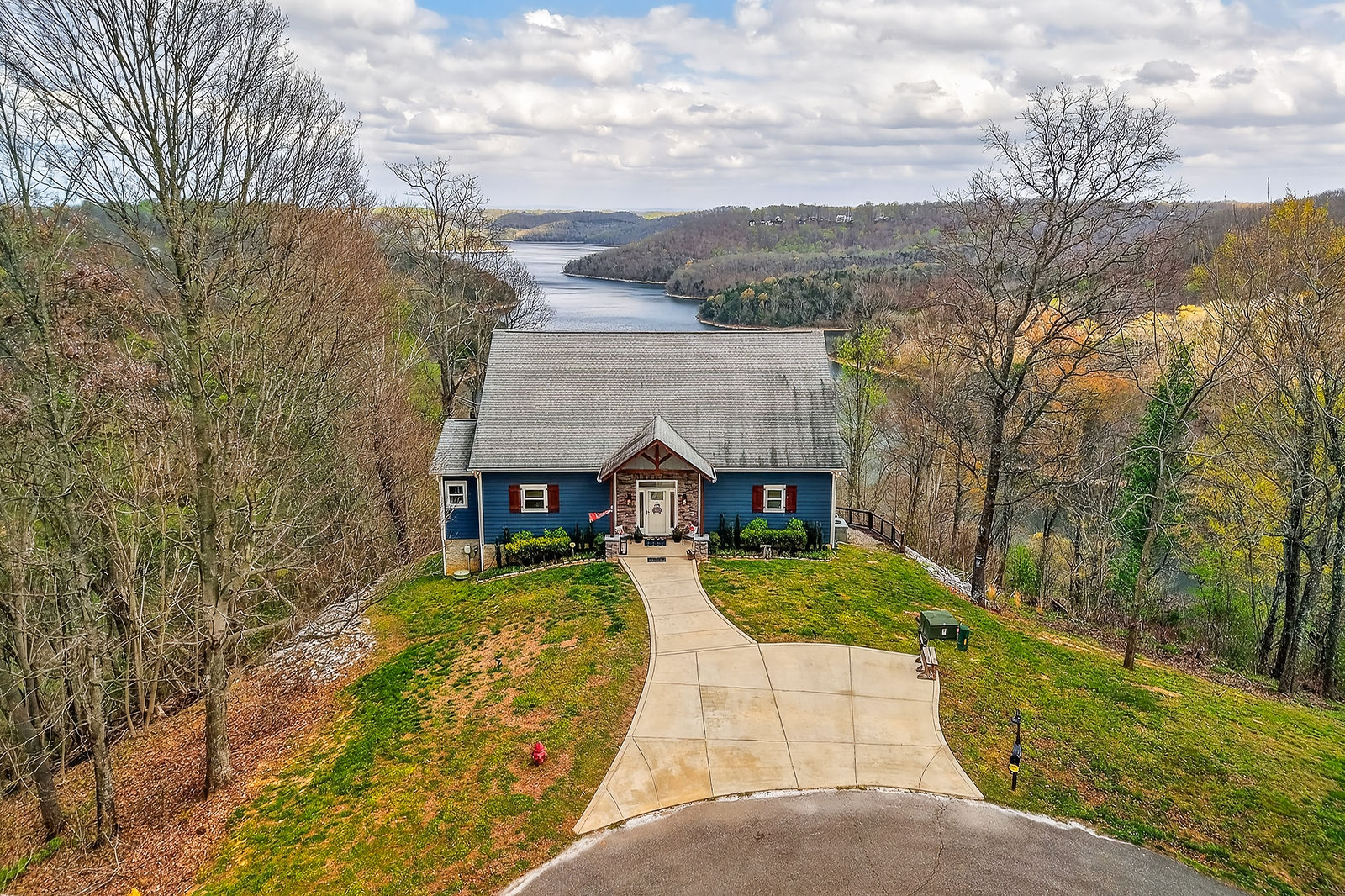 195 Coventry Way by Bryan Ladd Photography