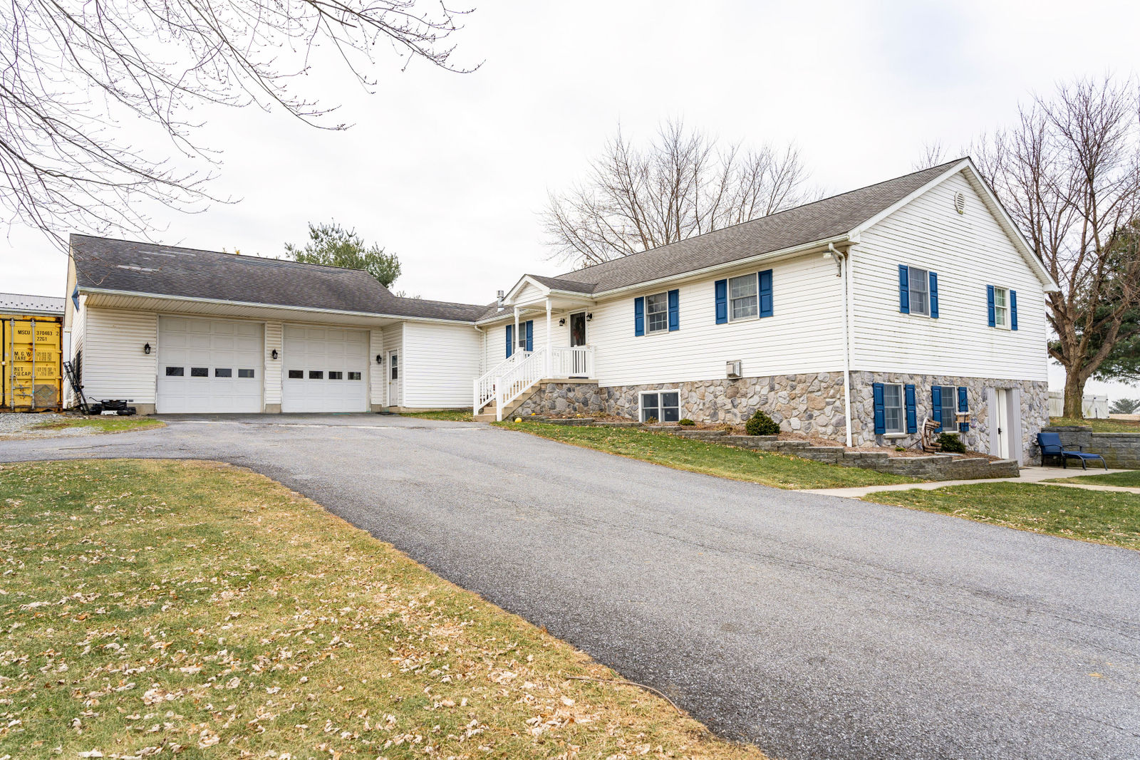 34 Old Leacock Road, Ronks by Kline, Kreider & Good Auctioneers