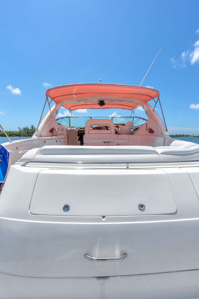 60FT Sea Ray Yacht – “My Distraction” — photo