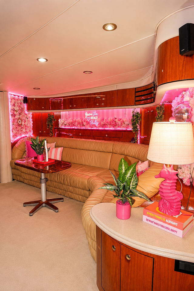 60FT Sea Ray Yacht – “My Distraction” — photo