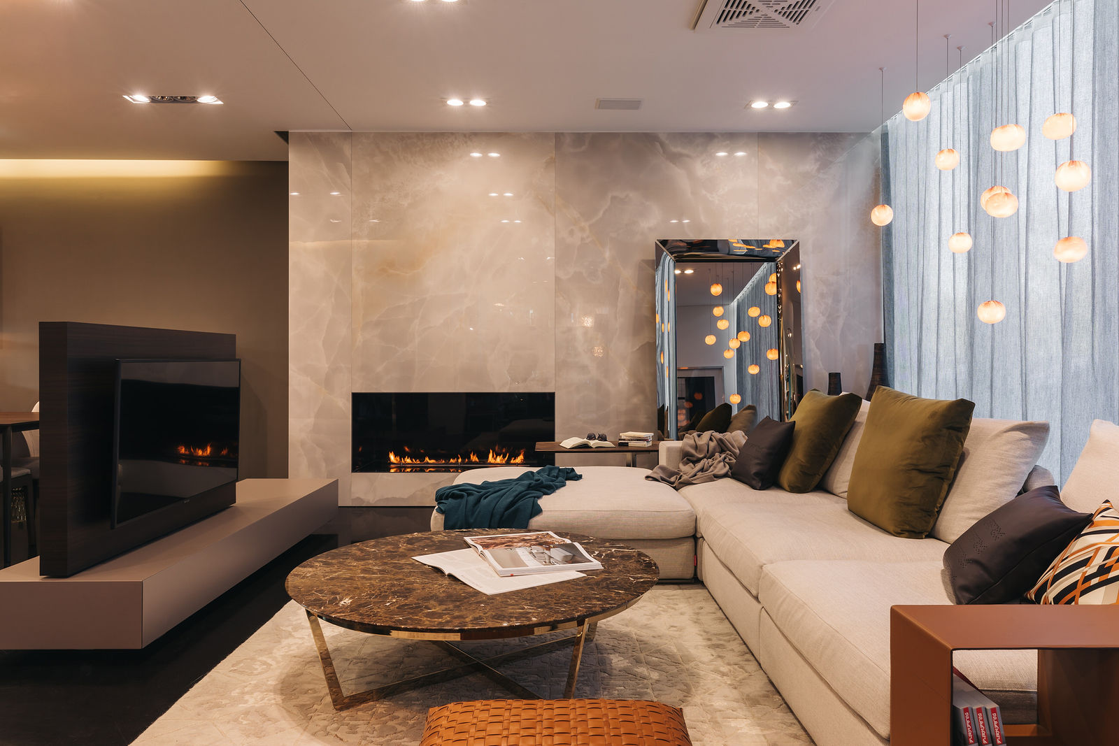 Decor & Design \ Ljubljana by Ziga Intihar