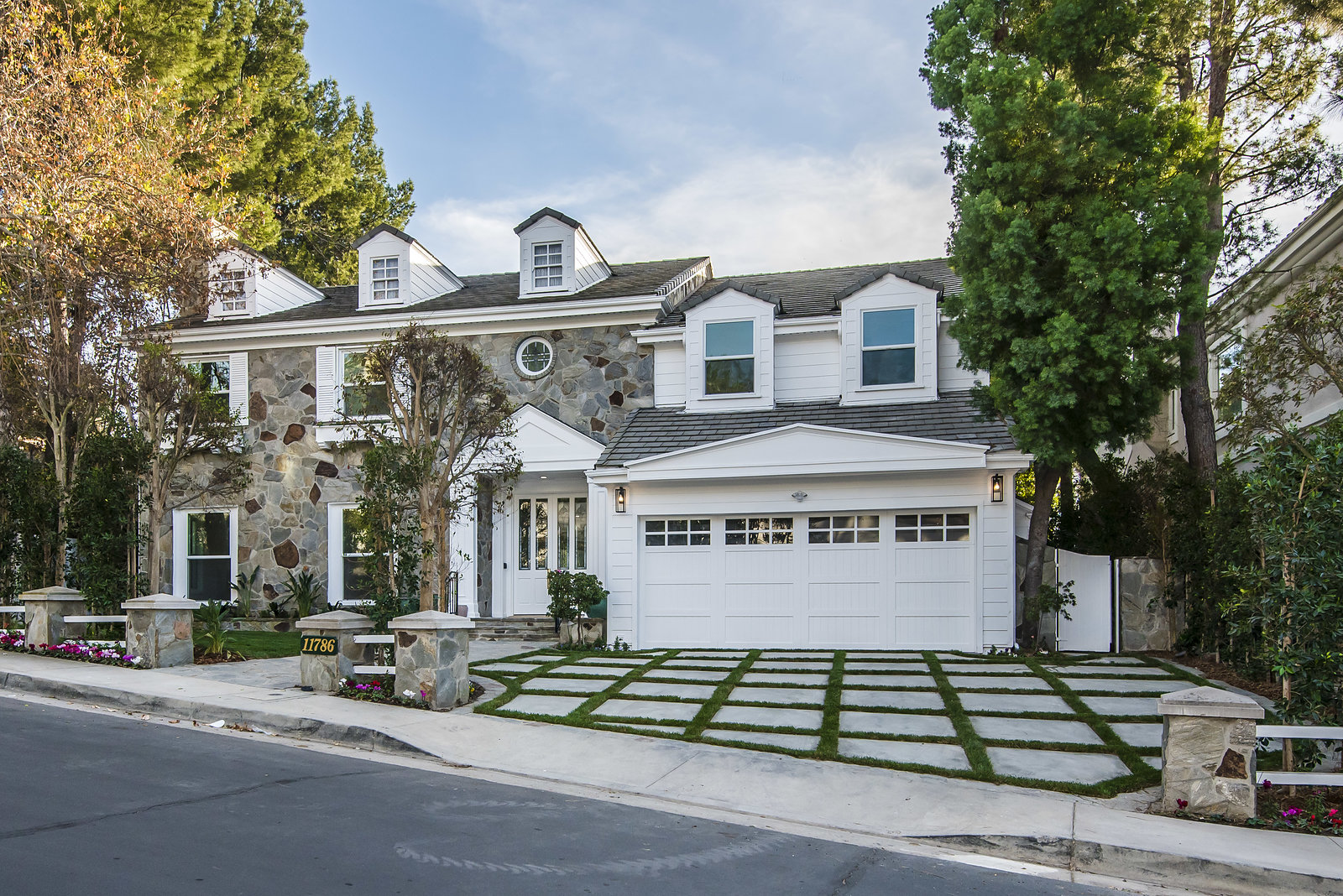 11786 Stonehenge Lane by The Luxury Level