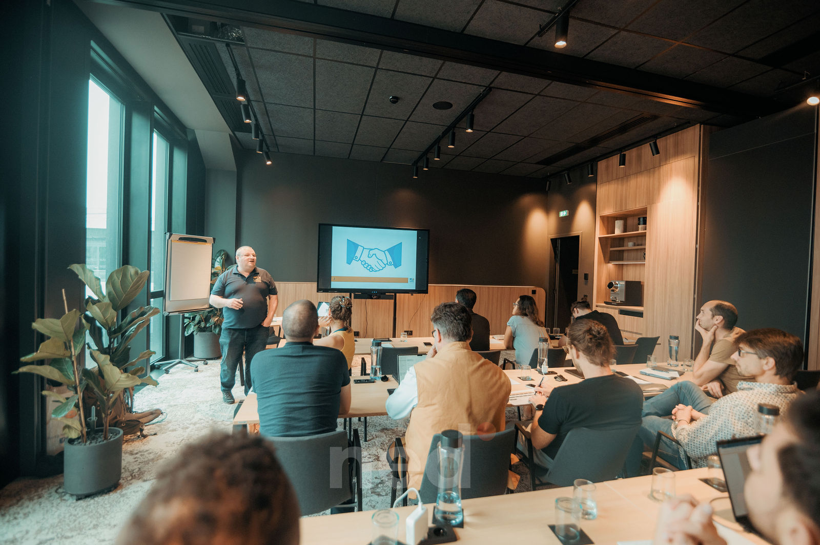 Formation immobilier Lyon - Élèves adultes professeur salle séminaire gestion biens