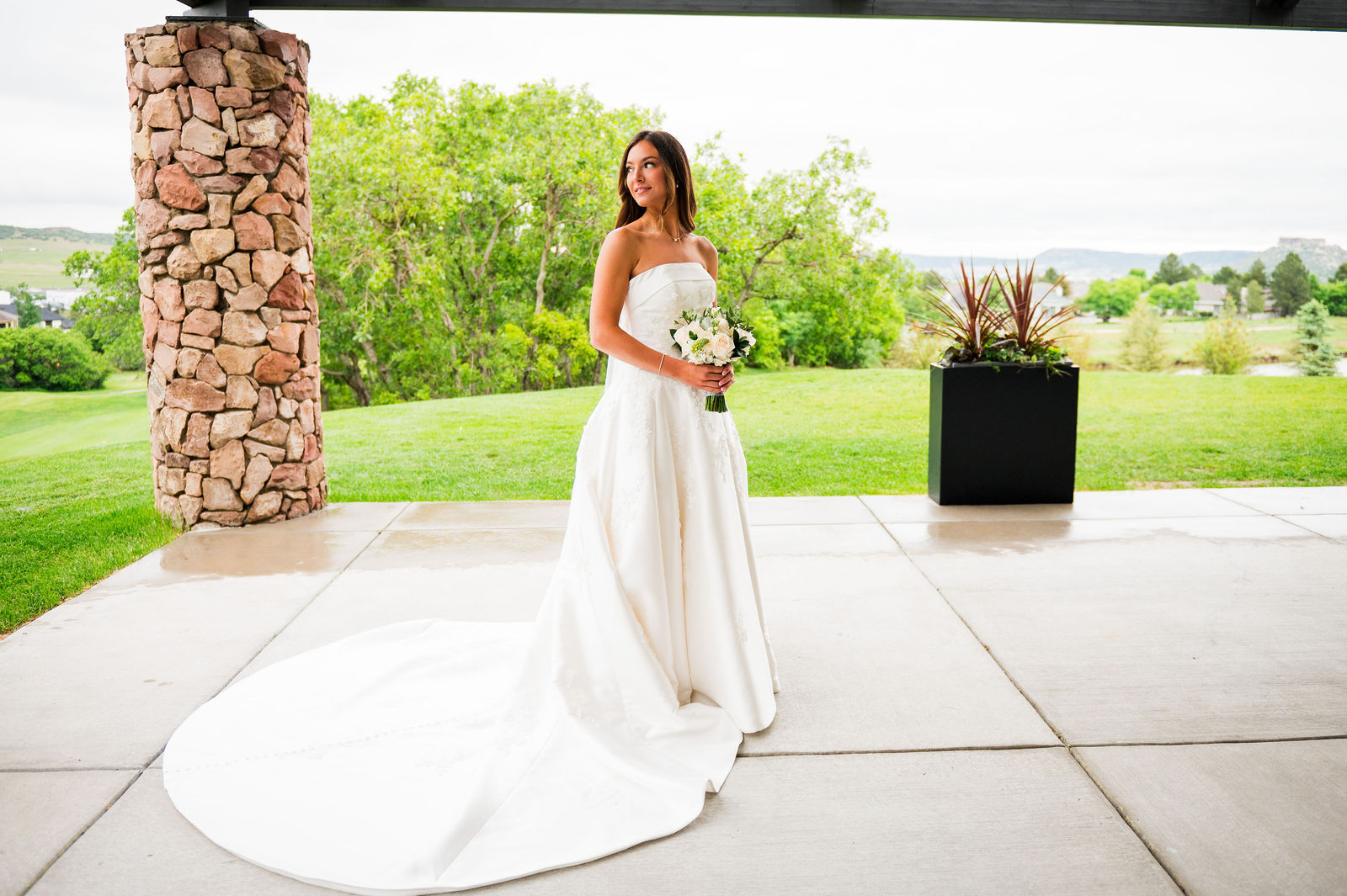 Bridal portrait at The Oaks at Plum Creek wedding venue in Castle Rock Colorado