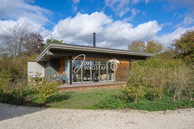 Haywain: Holiday Let: East Bergholt: Essex — gallery by Jon Wagstaff