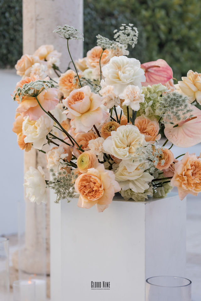 Modern pedestals