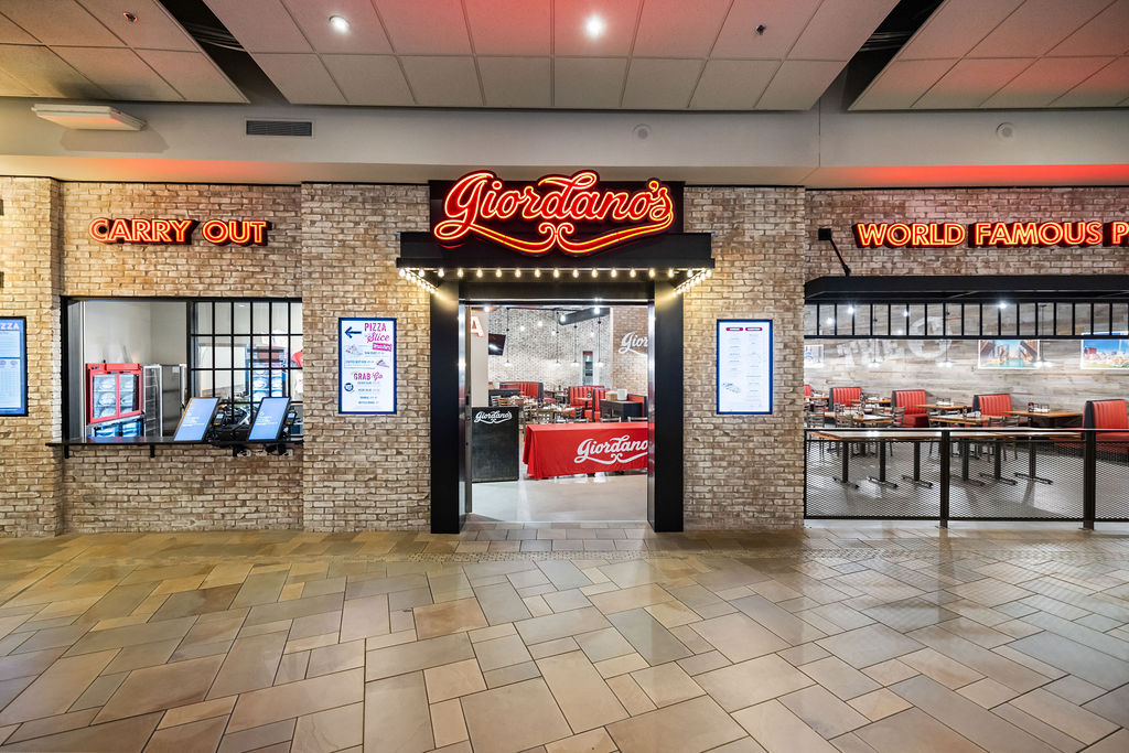 Giordano's — Mall of America