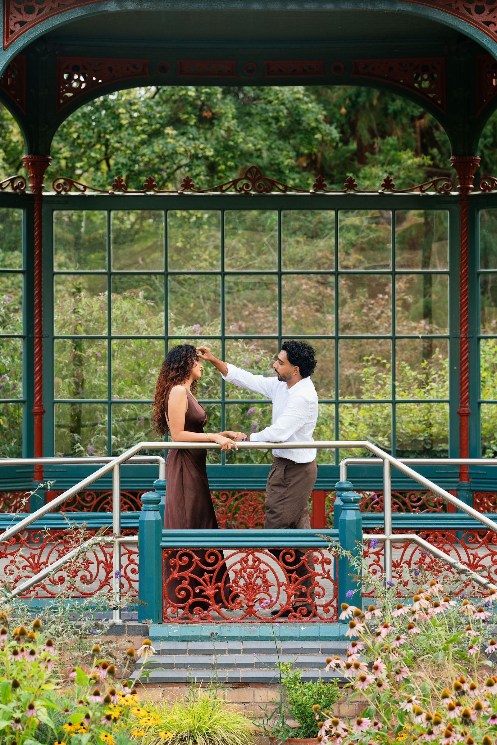 Suraj and Preshanti engagement shoot: The Bandstand & Open Lawns, photograph 1