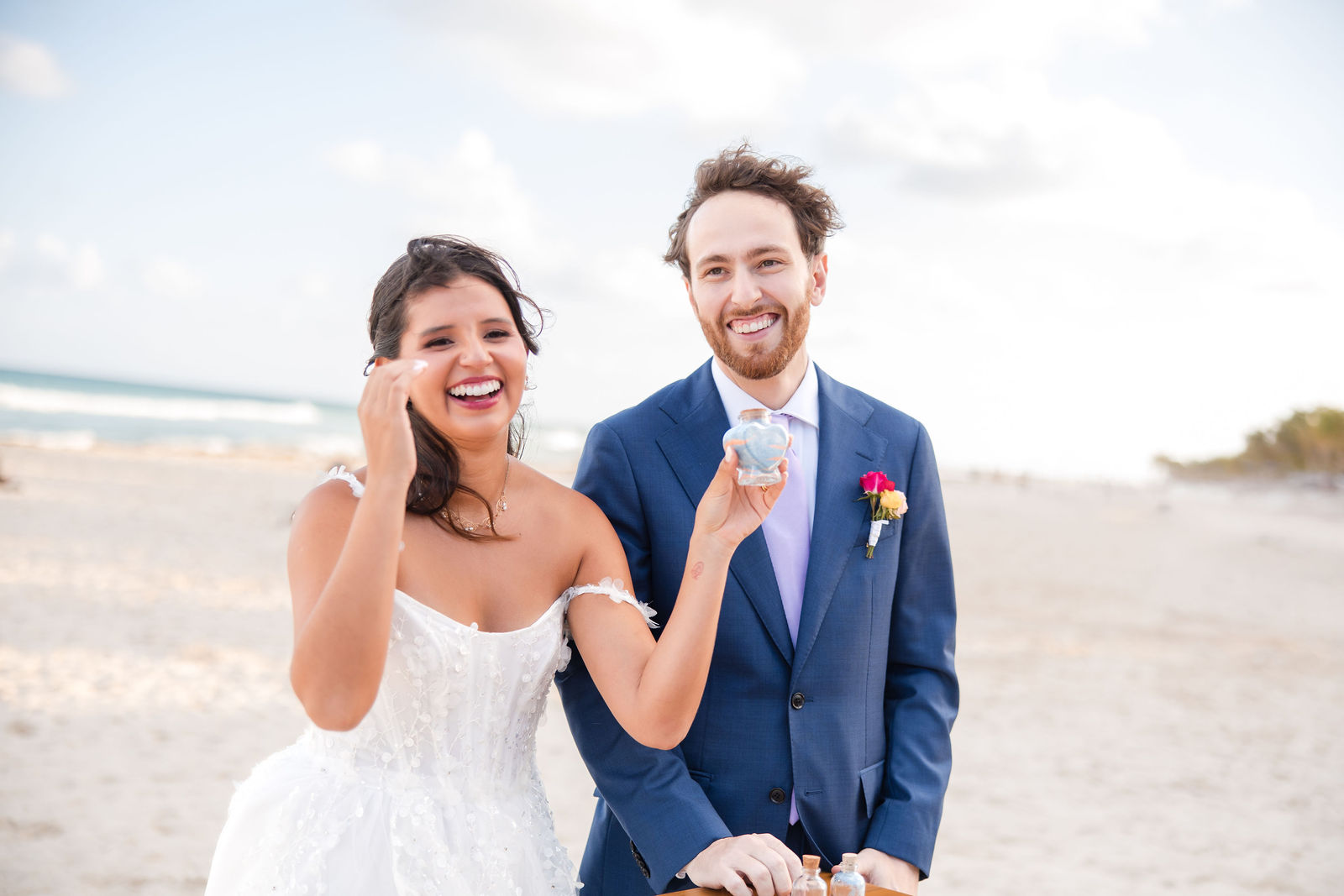Wedding at The Reef Playacar photographed by Arch Wedding Studio
