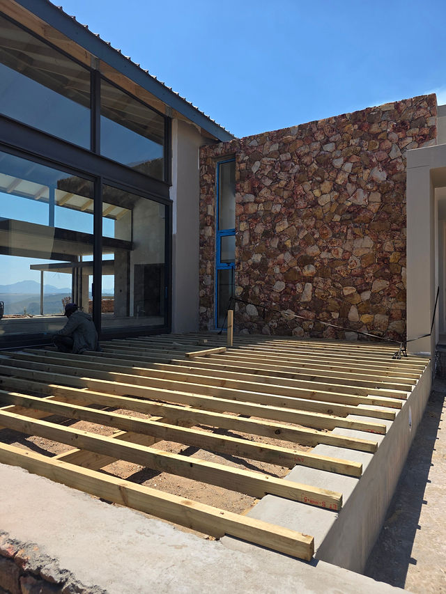Gondwana Lodge — Structure (9)