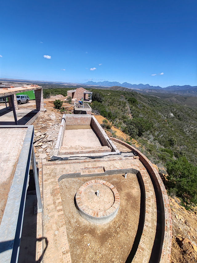 Gondwana Lodge — Structure (7)