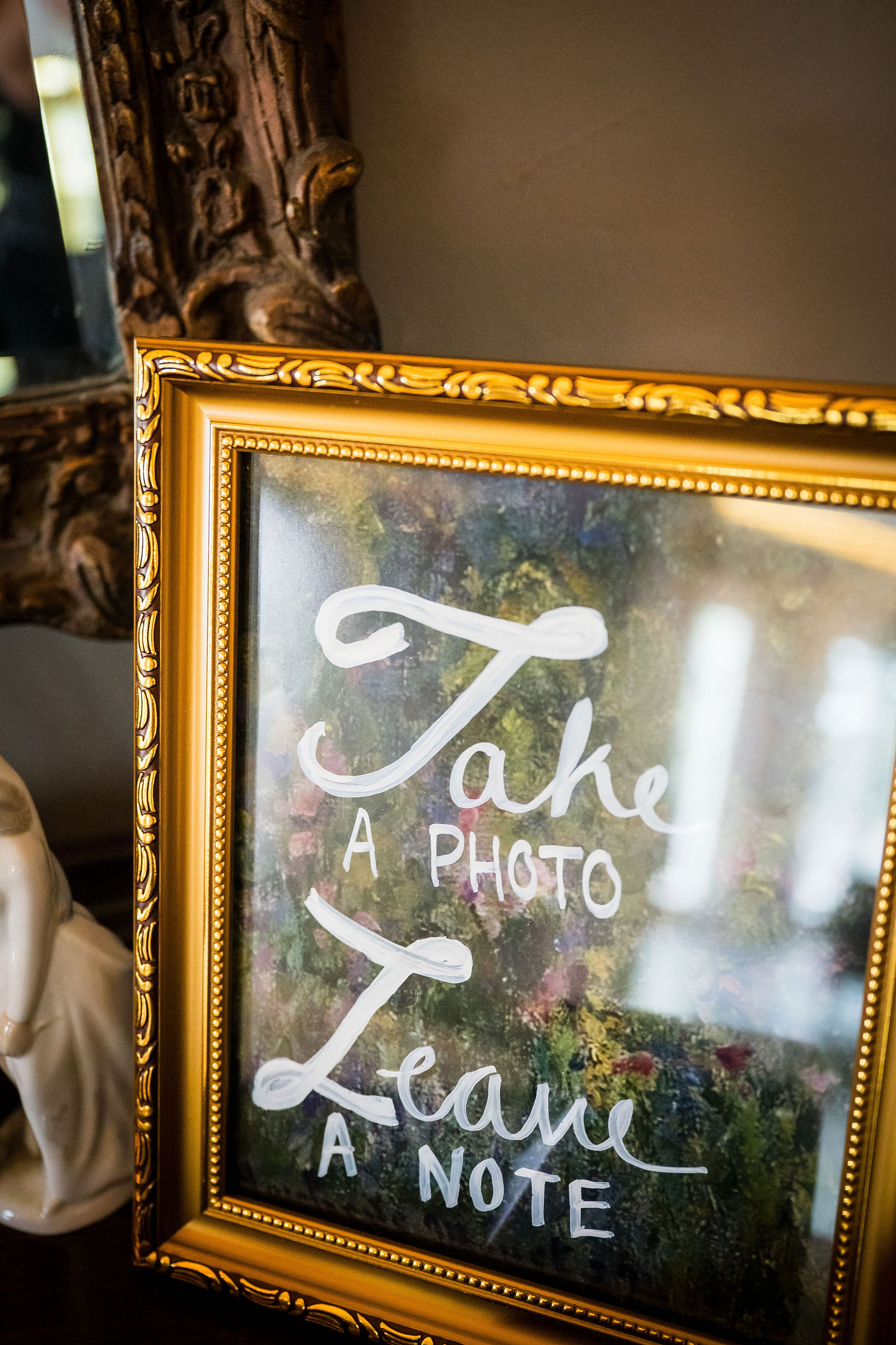 Take a photo and leave a note sign at a Littleton Colorado wedding reception