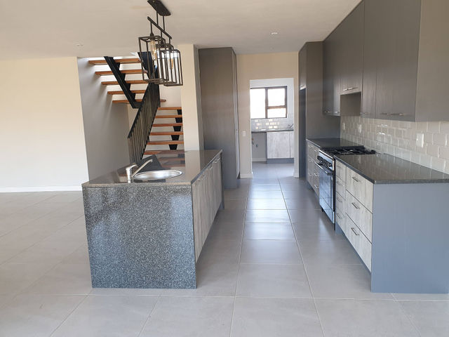 Residential builds — Gateway 30 (19)