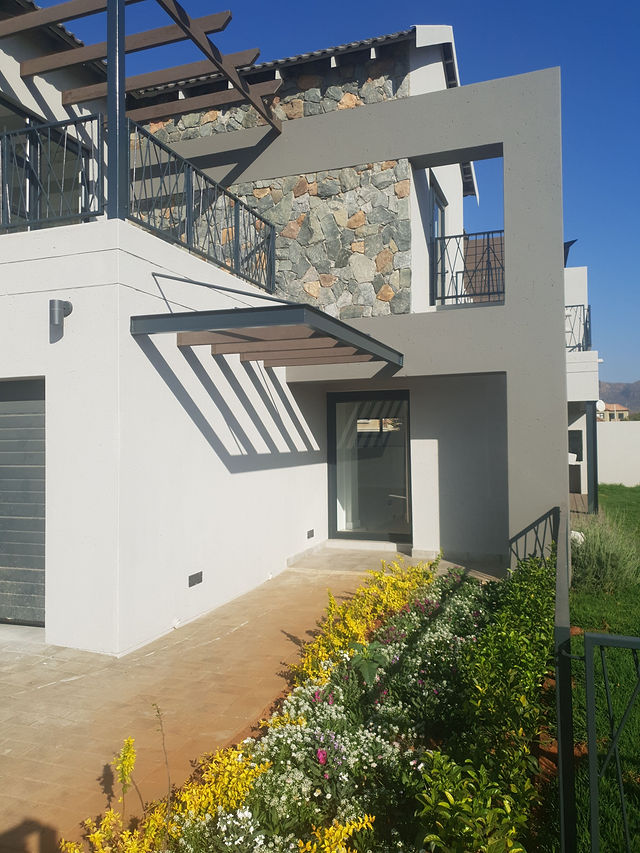 Residential builds — Gateway 8 (14)