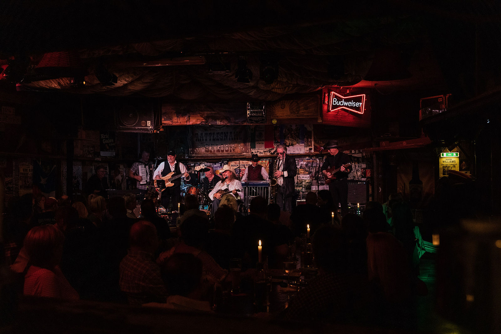 Rattlesnake Torpedos Rattlesnake Saloon von Florian Fröhlich Photography
