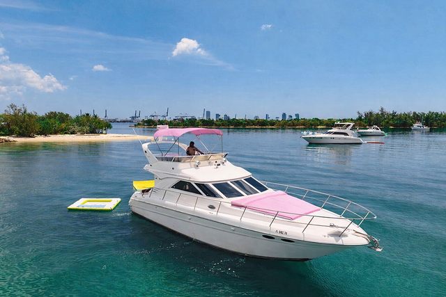 50FT Flybridge Sea Ray Yacht – “Horizon” — photo